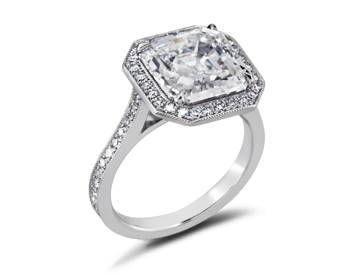 The Monique Halo Solitaire