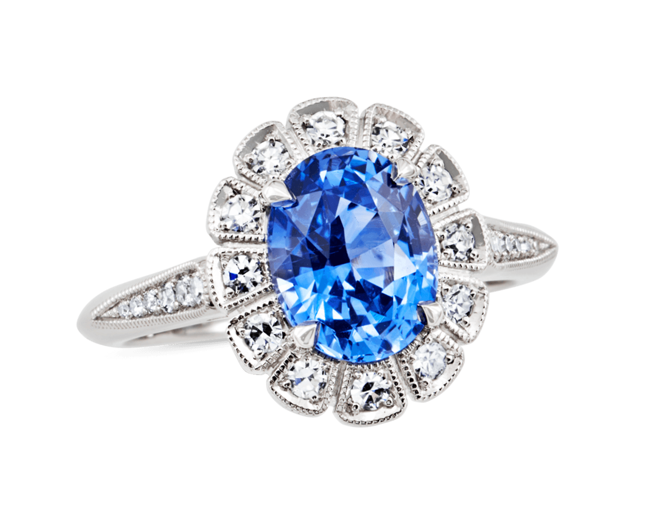 Vintage Petal Halo Solitaire