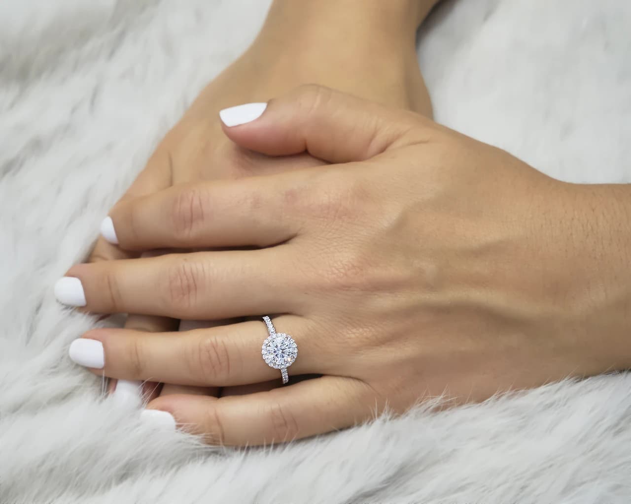 The Emilya Halo Solitaire