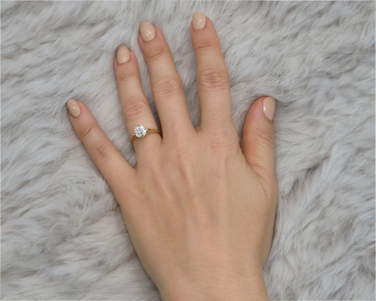 Compass Cathedral Solitaire with Invisible Halo