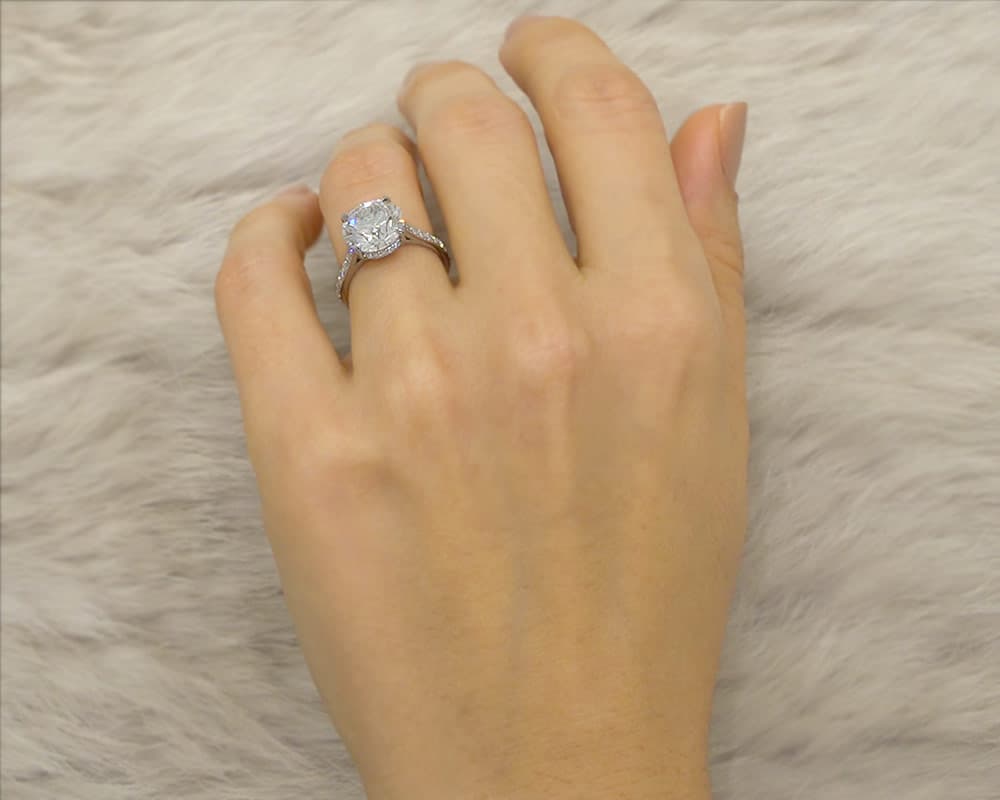 The Evelyn Pave Solitaire