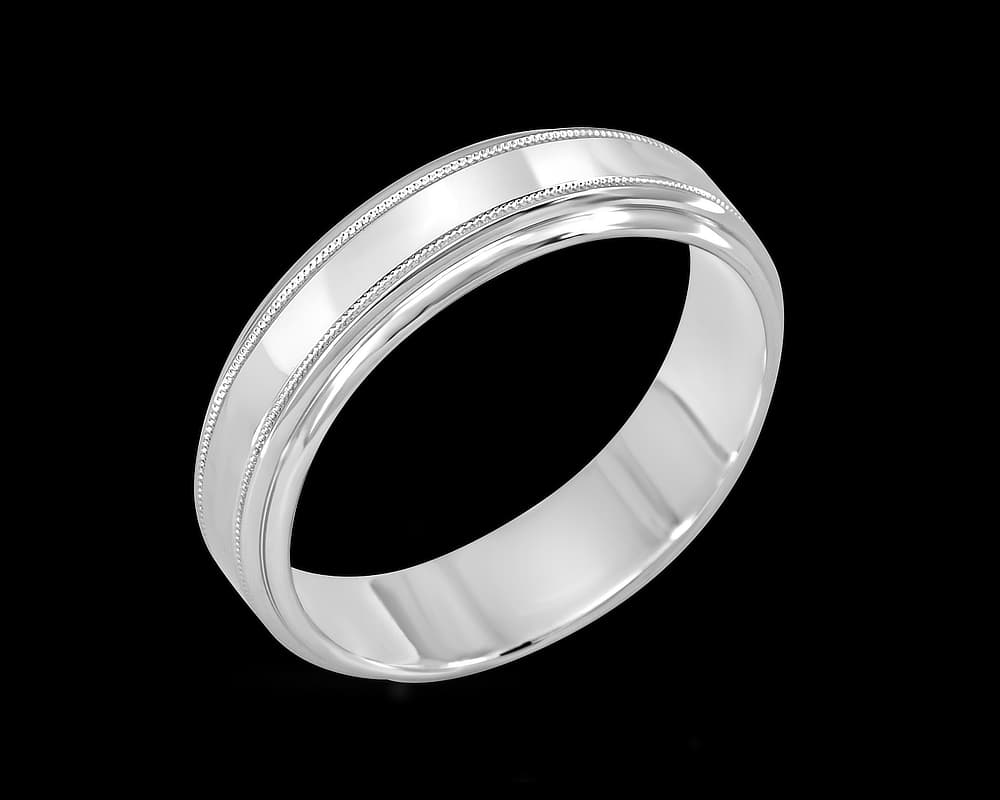 The Vaughn Band with Double Rounded Edges and Milgrain