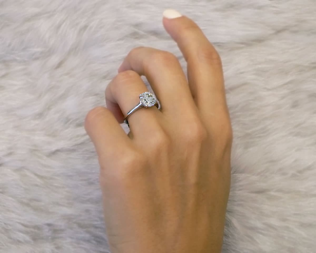 Cathedral Band Solitaire with Scalloped Basket