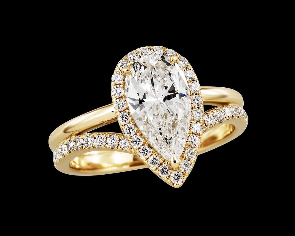 Chevron Split Band Halo Solitaire
