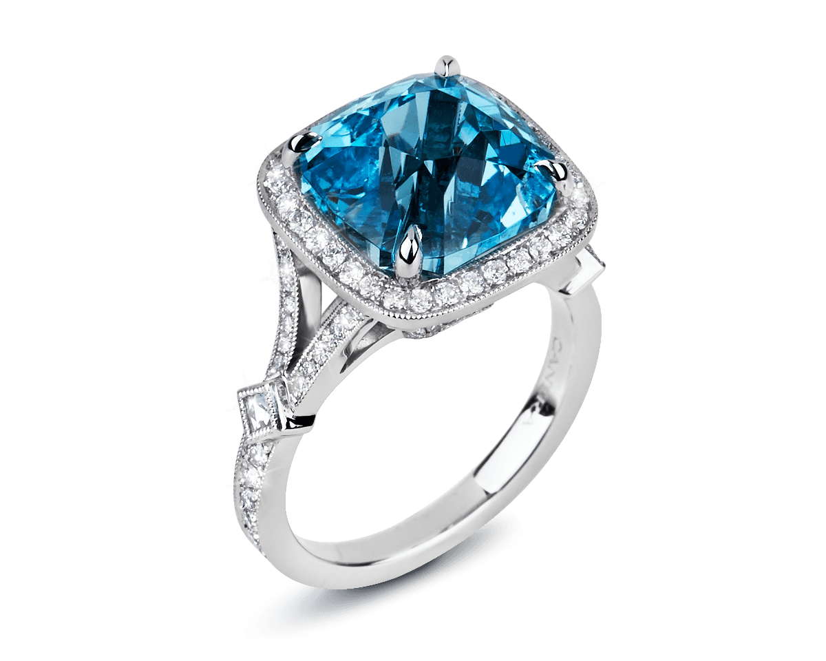 The Michelle Vintage Halo Solitaire