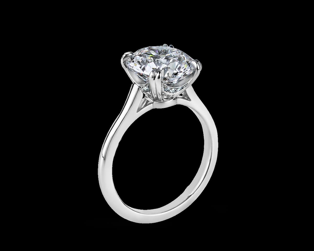 Cathedral Band Solitaire with Scalloped Basket
