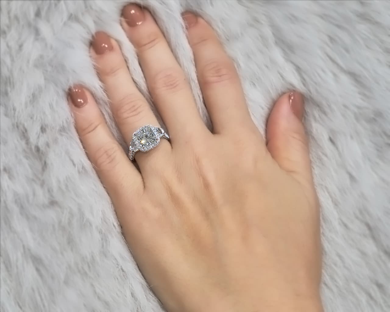 Halo Trilogy w U Shaped Pave Band