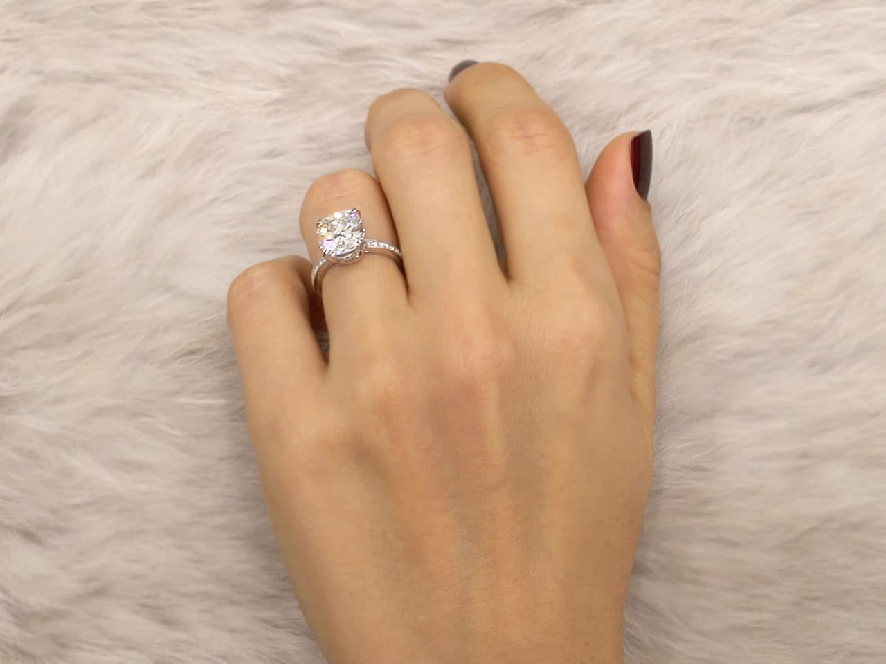 The Jocelyn with Scalloped Filigree Profile