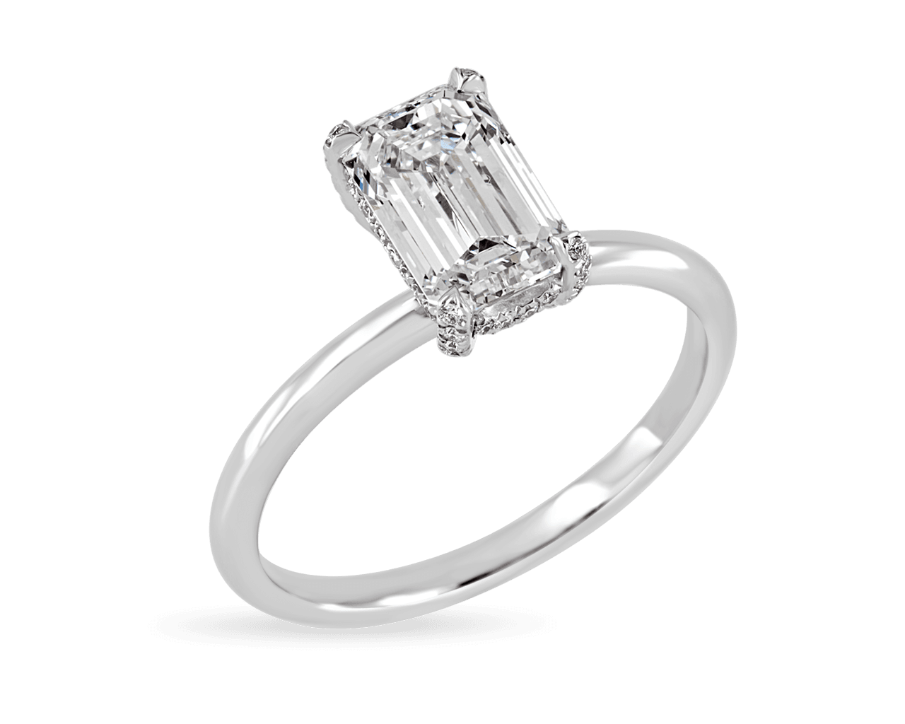 Solitaire with Pave Prongs and Scalloped Head