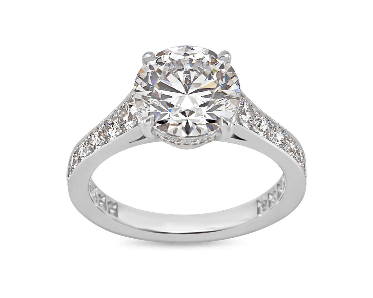 Graduated Pave Set Solitaire